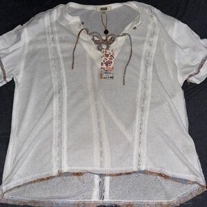 NWT Gimmicks Top from Buckle